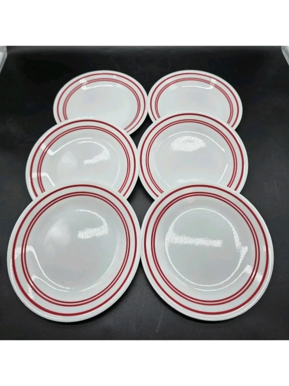 Corning Classic Cafe Red Bread Or Dessert Plates Lot Of Six Vintage Christmas